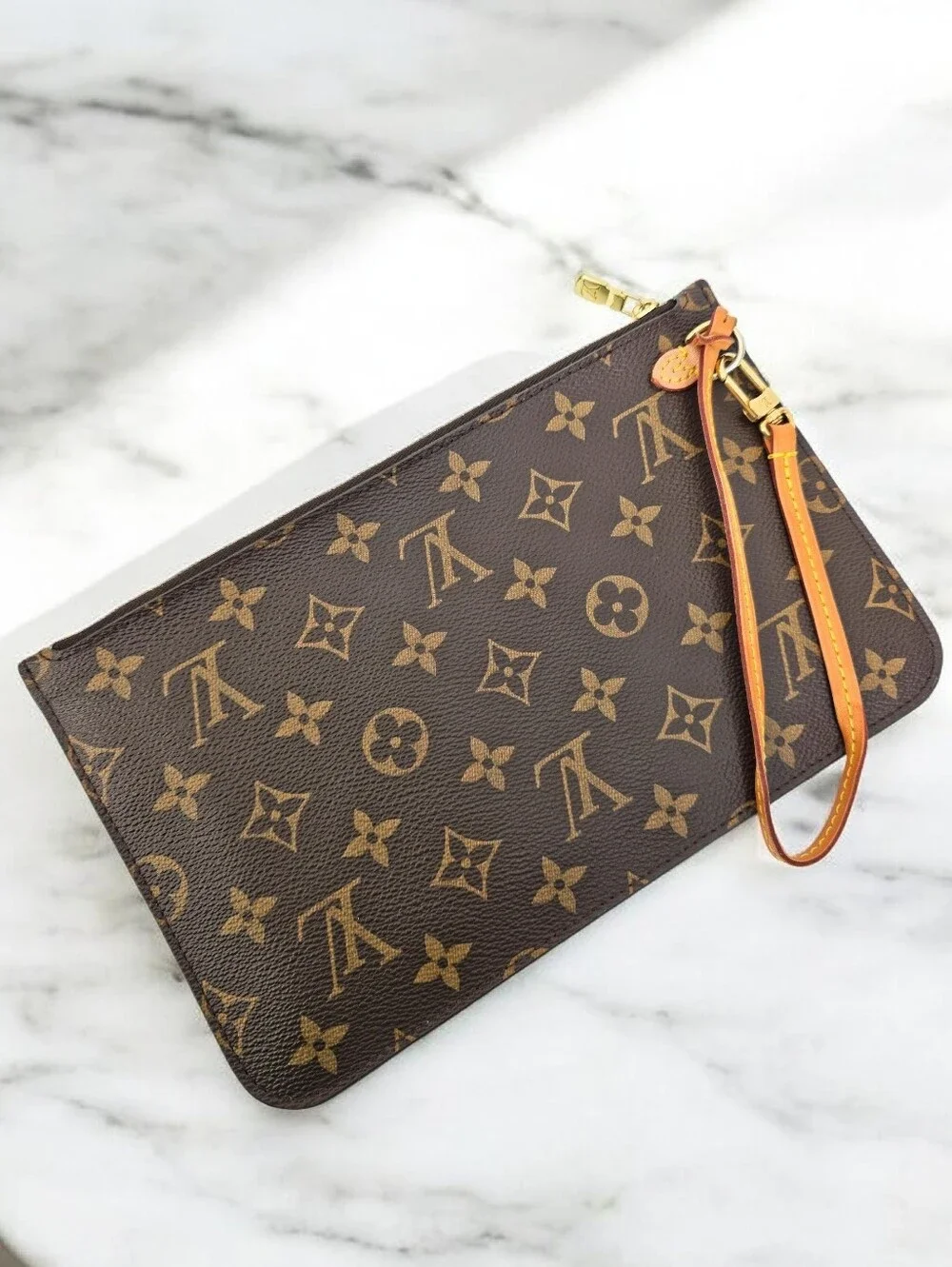 Louis Vuitton Neverfull Pochette Wristlet Monogram Canvas